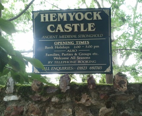Hemyock Castle sign