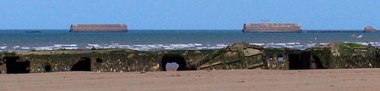 Mulberry harbour today at Arromanches WKPD