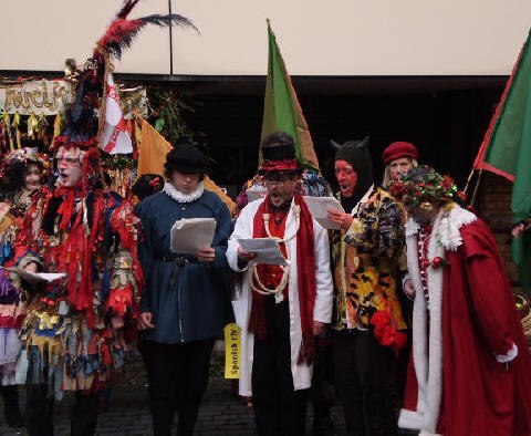 English Folk Traditions Twelfthnightcelebrationsbanksidelondon