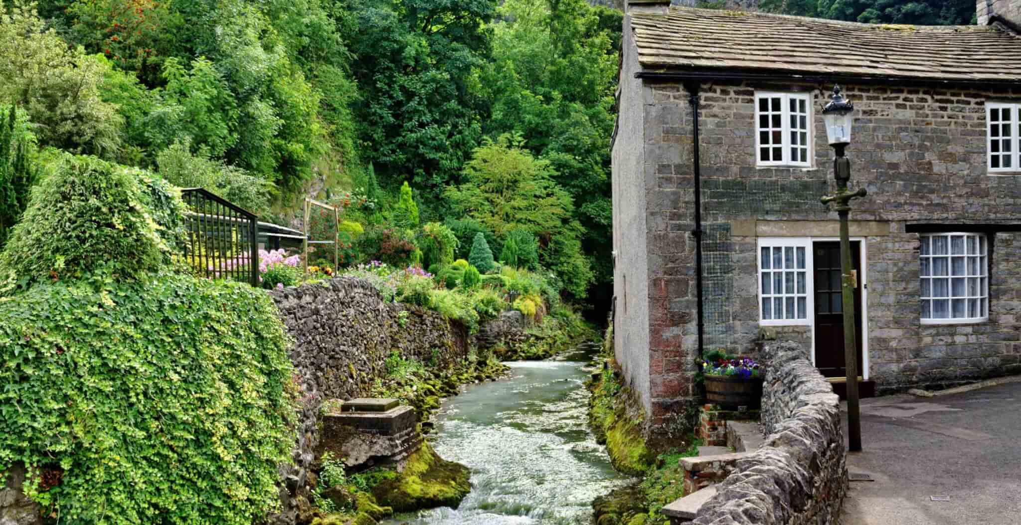historic houses to visit in derbyshire