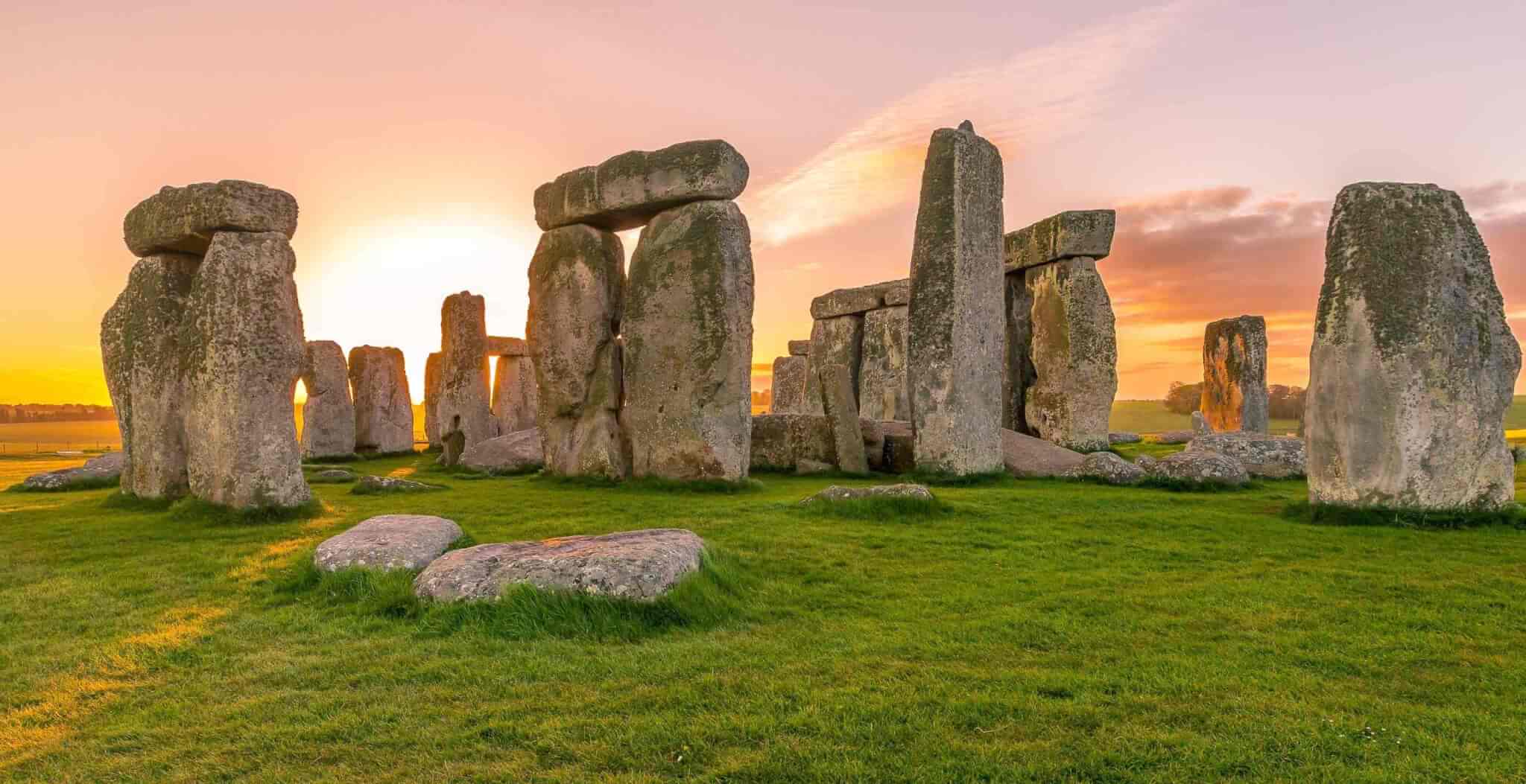 ancient places to visit in england