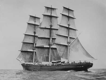 Cutty Sark in full sail