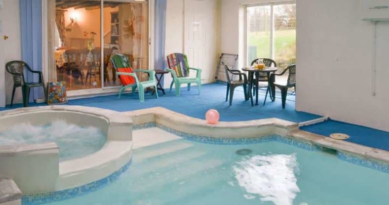 Holiday Cottages With Private Pools