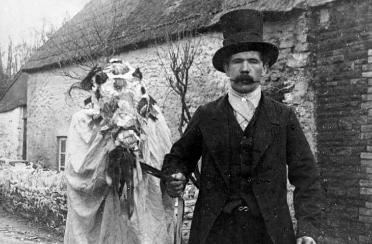 Mari Lwyd at Llangynwyd