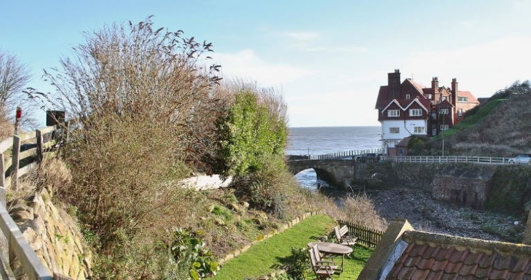 yorkshire coastal cottages dog friendly