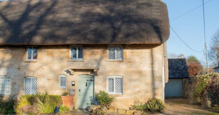 Pet Friendly Cottages in the Cotswolds Historic UK
