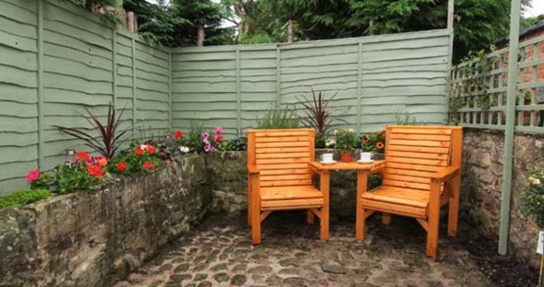 Romantic Cottages In The Uk Historic - Wayside Lawn Furniture Burton