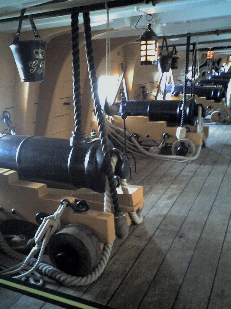 Gun deck, HMS Victory, Portsmouth Historic Dockyard. Author: The Land at English Wikipedia