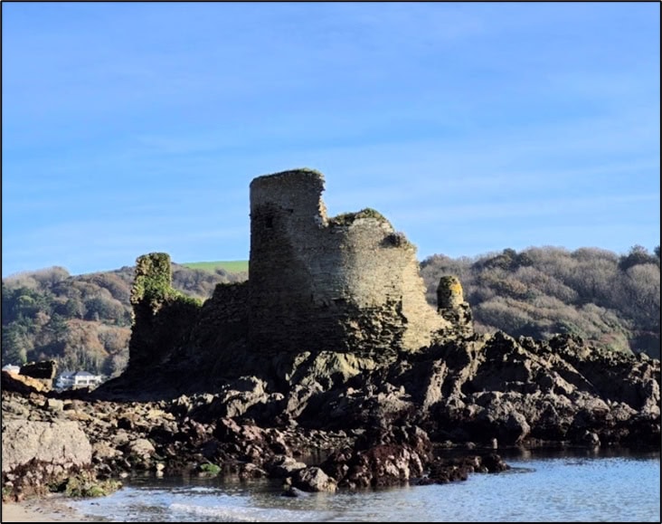 Salcombe Castle seen on the approach from North Sands Beach. Photo by Mike Edwardson.