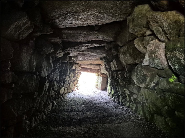 Descend into Carn Euny’s ‘Fogou’ substructure, and you get an eerie sense of what it must once have been like to hide or perform rituals beneath the earth. Photo by Mike Edwardson.