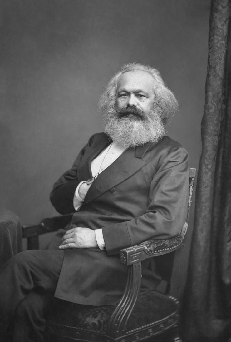 Photographic portrait of Karl Marx by John Jabez Edwin Mayall. WC PD.